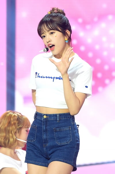 [TEN 포토] 아이즈원 안유진 '청순열매 과다 섭취'