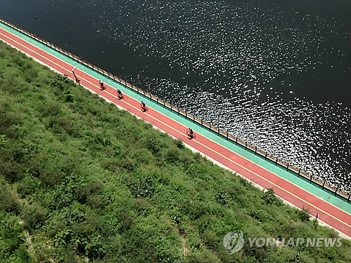 [2보] 아라뱃길서 발견된 시신…"파주 살인과 관련 없어"