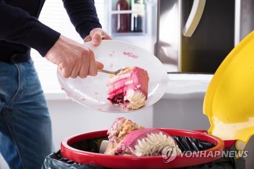 서울시, '음식물쓰레기 배출요령' 10개 외국어로 배포