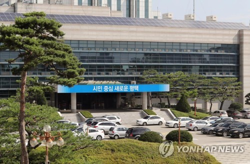 평택 오산공군기지서 미국 국적 20대 코로나19 확진