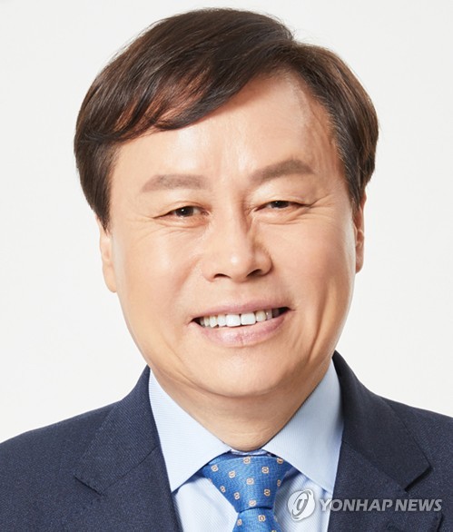 국정농단 파헤친 '시인 출신' 도종환 문체위원장