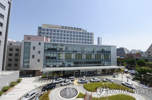 "코로나19 재확산 방지" 전남대병원 병문안객 통제 강화