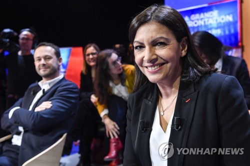 프랑스 지방선거서 이달고 파리시장 재선 유력