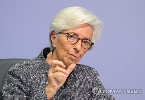 ECB 라가르드 "코로나19로 경제 추락후 개선세 미지근"