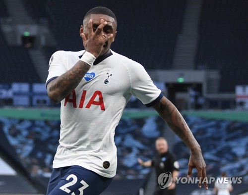'손흥민 풀타임' 토트넘, 맨유와 1-1 무승부…멀어지는 챔스