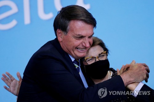 '마스크 극혐' 브라질 대통령 "나, 코로나19 걸렸을 수도"