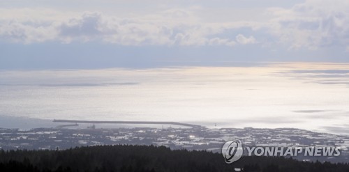 대법 "제주 해군기지 반대글 삭제한 해군에 배상책임 없어"