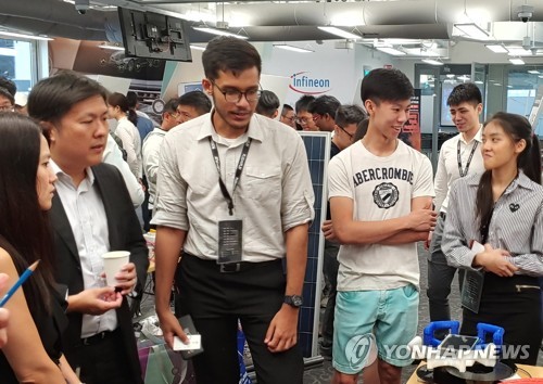 "AI 인재 찾습니다"…LG, 6월 한 달간 해커톤 개최