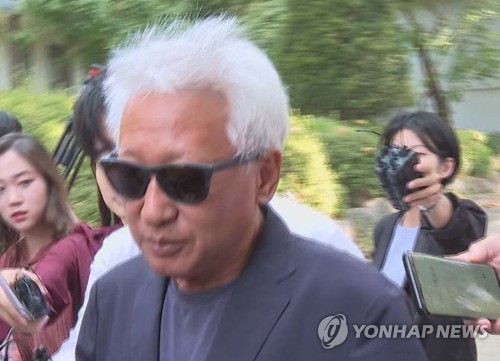 류석춘 교수, 일 우익잡지 기고…"징용, 돈 벌려 자원한 것"