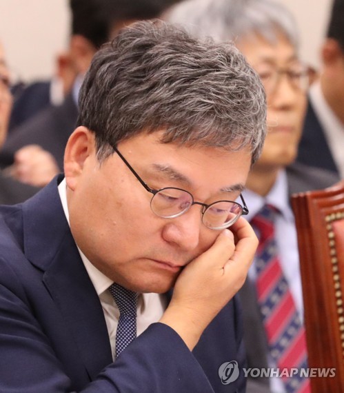 의혹 부담됐나…이상직 "가족이 희생하더라도 회사 살려야…"