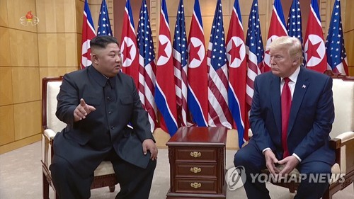 "핀란드가 러시아 속국인가?" 볼턴에 비친 트럼프 외교인식