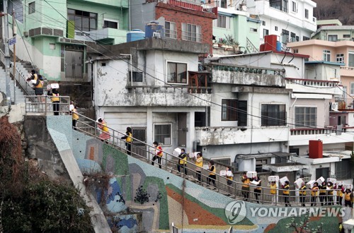 더 힘들어진 신혼부부의 내 집 마련…자가보유율 하락