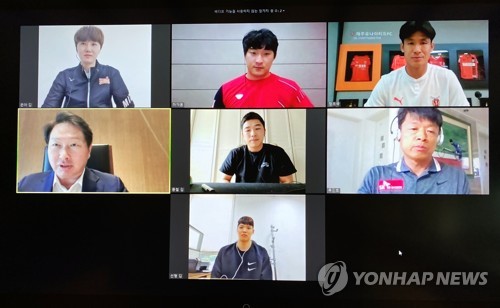 최태원 SK그룹 회장, 염경엽 감독 향해 쾌유 기원 메시지
