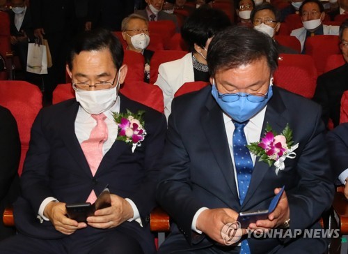 여야 원내대표 오늘은 '막걸리 회동'…입장차만 재확인