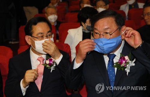여야만 바뀌었을 뿐…원구성 '쳇바퀴' 공방