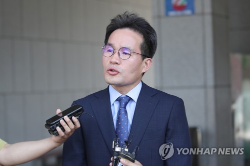 국과수 전문가 "헬기사격 말곤 전일빌딩 탄흔 설명 안돼"(종합2보)