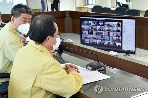 고3 확진에도 2차 감염 없다…부산 3단계 등교 예정대로