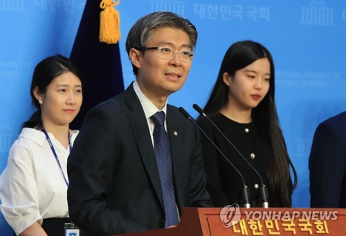 재벌임원·대통령손자에 탈북민까지…보좌관세계의 진화