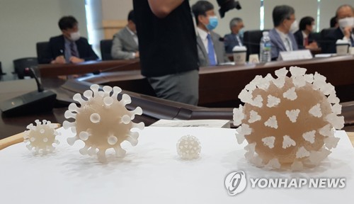 '백신 민족주의' 대두하나…개발 막판에 선점경쟁 불꽃