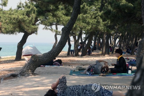 강원 낮까지 '찜통더위'…밤부터 비 내린 뒤 더위 한풀 꺾여