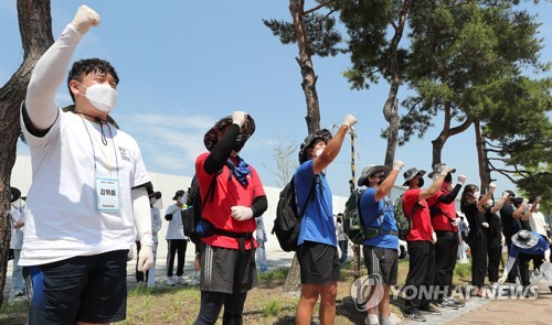 등록금 환불 대학 지원 어떻게…추경·국가장학금 확대 거론