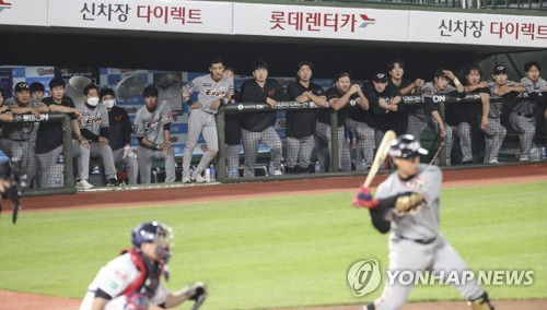탈출구 안 보이는 한화, 16연패 늪으로…역대 최다연패 공동 3위