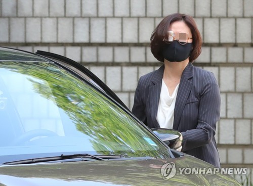 '사모펀드 의혹' 조범동 징역 4년…"권력형 범죄는 아냐"(종합)