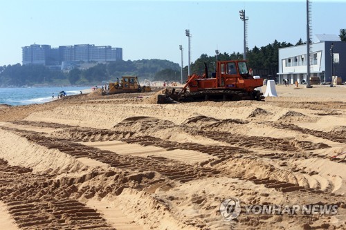 동해안 해수욕장 코로나19 방역 비상…축제·이벤트 취소 잇따라