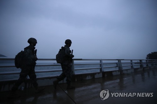북한 군사행동보류·확성기 철거 소식에 연평도 주민 안도
