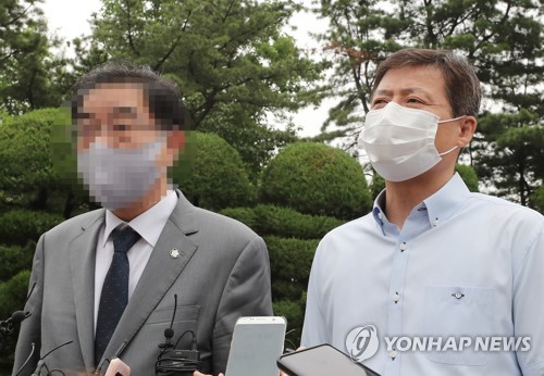 통일부, 탈북단체 법인허가 취소 청문 완료…취소 시 모금 불가