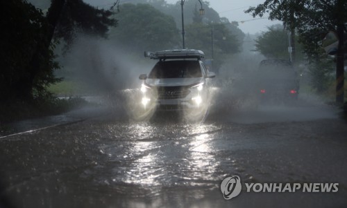 속초 등 강원 7곳 호우경보 해제…태백 등 11곳 강풍주의보 해제