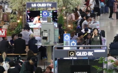 삼성·LG 'TV 비방전' 일단락됐지만…여전히 '앙금' 남았다