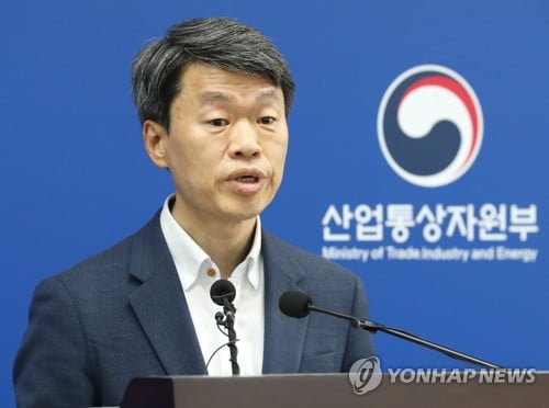 정부, 문제 해결 의지 없는 일본에 'WTO 제소 재개' 카드로 압박