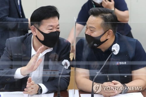 내년 최저임금 심의 시작…"취약계층 고통" vs "기업 생존 기로"