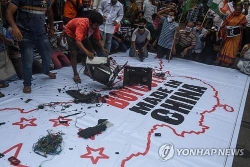 인도, '중국 퇴출' 움직임 본격화…중국 "책임은 인도에 있어"