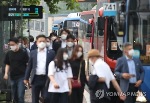 대중교통 마스크 착용거부·폭력 엄중대응…"강력팀이 수사"