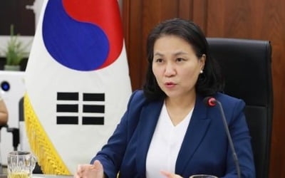 외교부 "유명희 WTO 사무총장 도전 적극 지원"