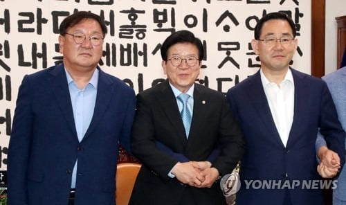 민주, 3차추경 심사 박차…통합 '심사기한 연장' 주장