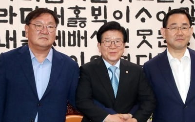 민주, 3차추경 심사 박차…통합 '심사기한 연장' 주장