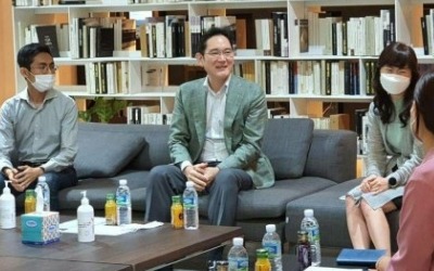 사내벤처 'C랩' 찾은 이재용 "오직 미래만 보자"