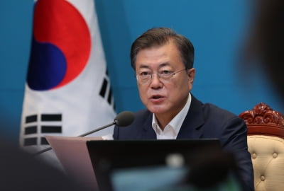 부동산 논란에 文지지율 50% 붕괴…10명 중 6명 "정책 실패"