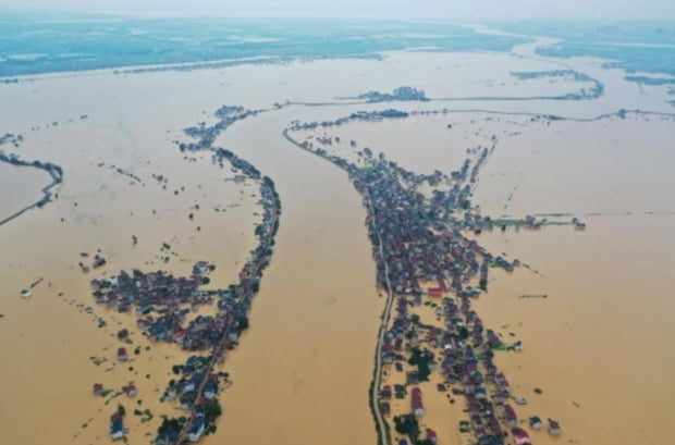 중국 최대 담수호인 장시(江西)성의 포양호 유역이 1998년 이후 가장 심각한 홍수에 직면했다. 사진=중앙TV뉴스