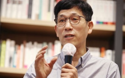 극성 여당 지지자 "관노와 잠자리 가진 이순신은 왜 존경하나"