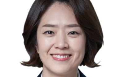 고민정 "수출 중소기업 어려움 보고 있지만 않겠다"