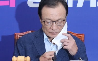 이해찬 "박원순 사건, 서울시가 진상규명…극단적 조치 마련"