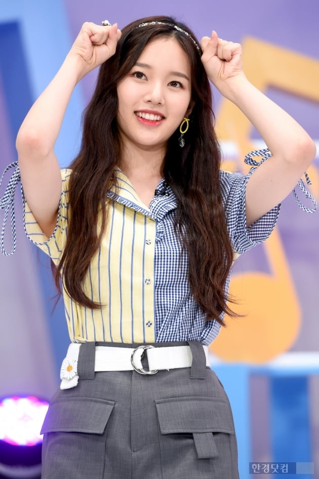 [포토] 위클리 이수진, '깨물어주고 싶은 깜찍 미소~'