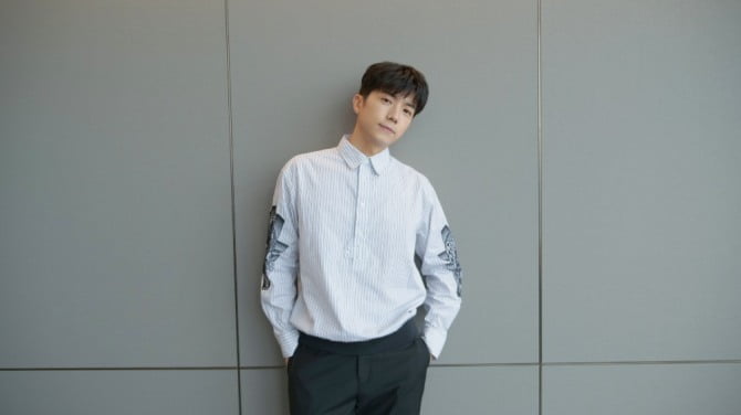 2PM 우영, 애장품 판매 수익금 전액 기부 ‘선한 영향력 전파’