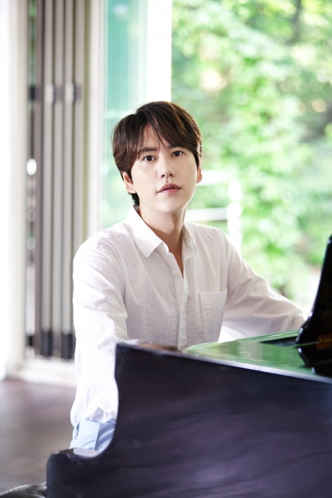 슈퍼주니어 규현, 신곡 ‘Dreaming’ 스페셜 클립 티저 영상 공개