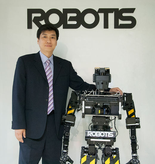 ‘똑똑 점심 배달 왔어요’…배송 로봇 시장에 도전하는 로보티즈