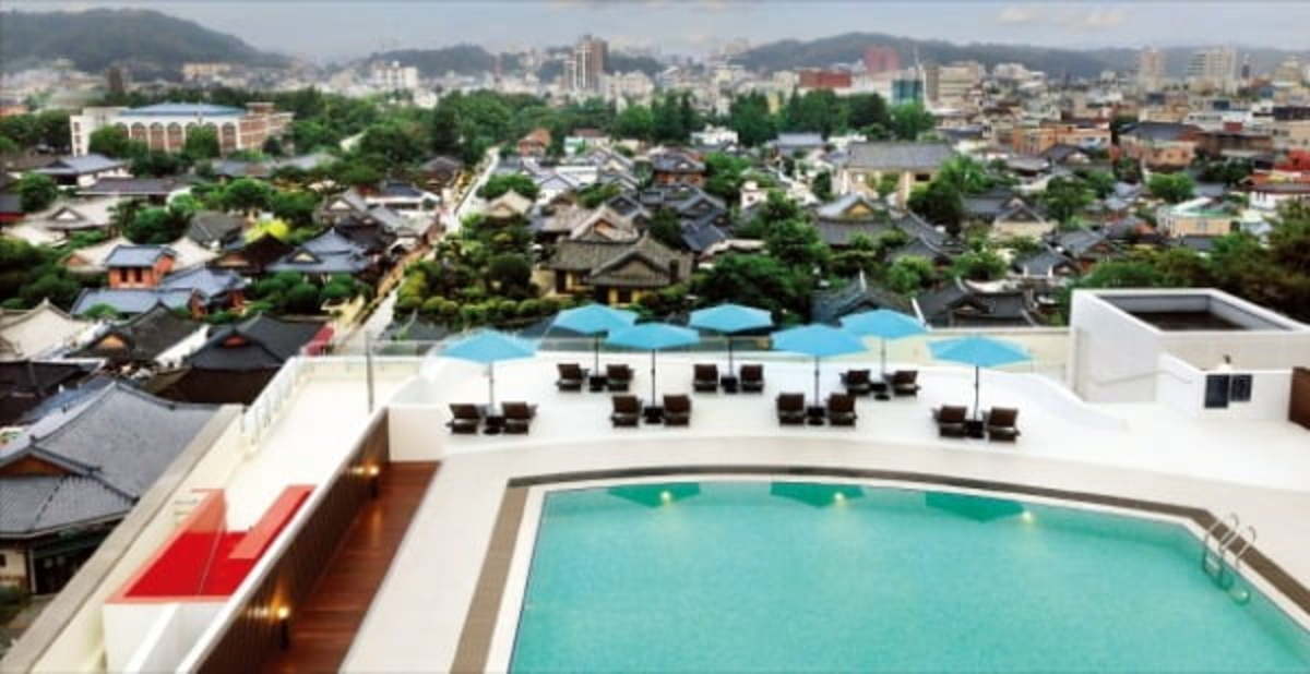 경주 등 관광도시로 거점 넓히는 라한호텔 | 한국경제 경주 등 관광도시로 거점 넓히는 라한호텔 | 한국경제